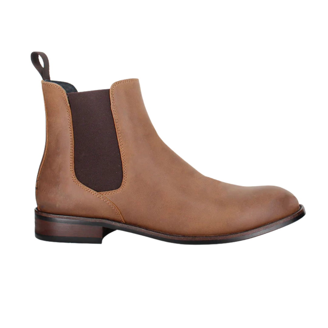 SIGNATURE CHELSEA BOOTS