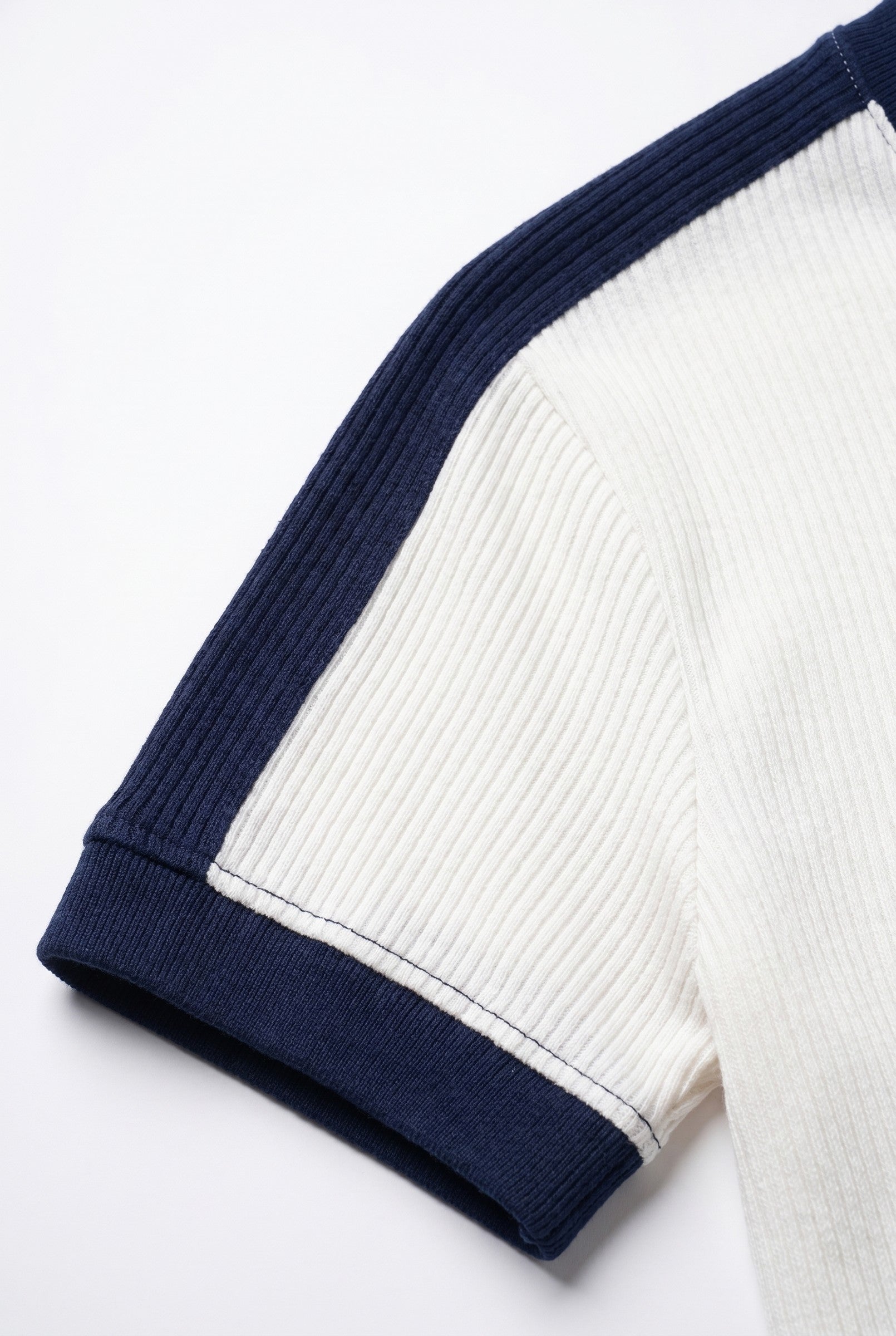 Men's Textured Colour Blocked T-Shirt | Blackstone London