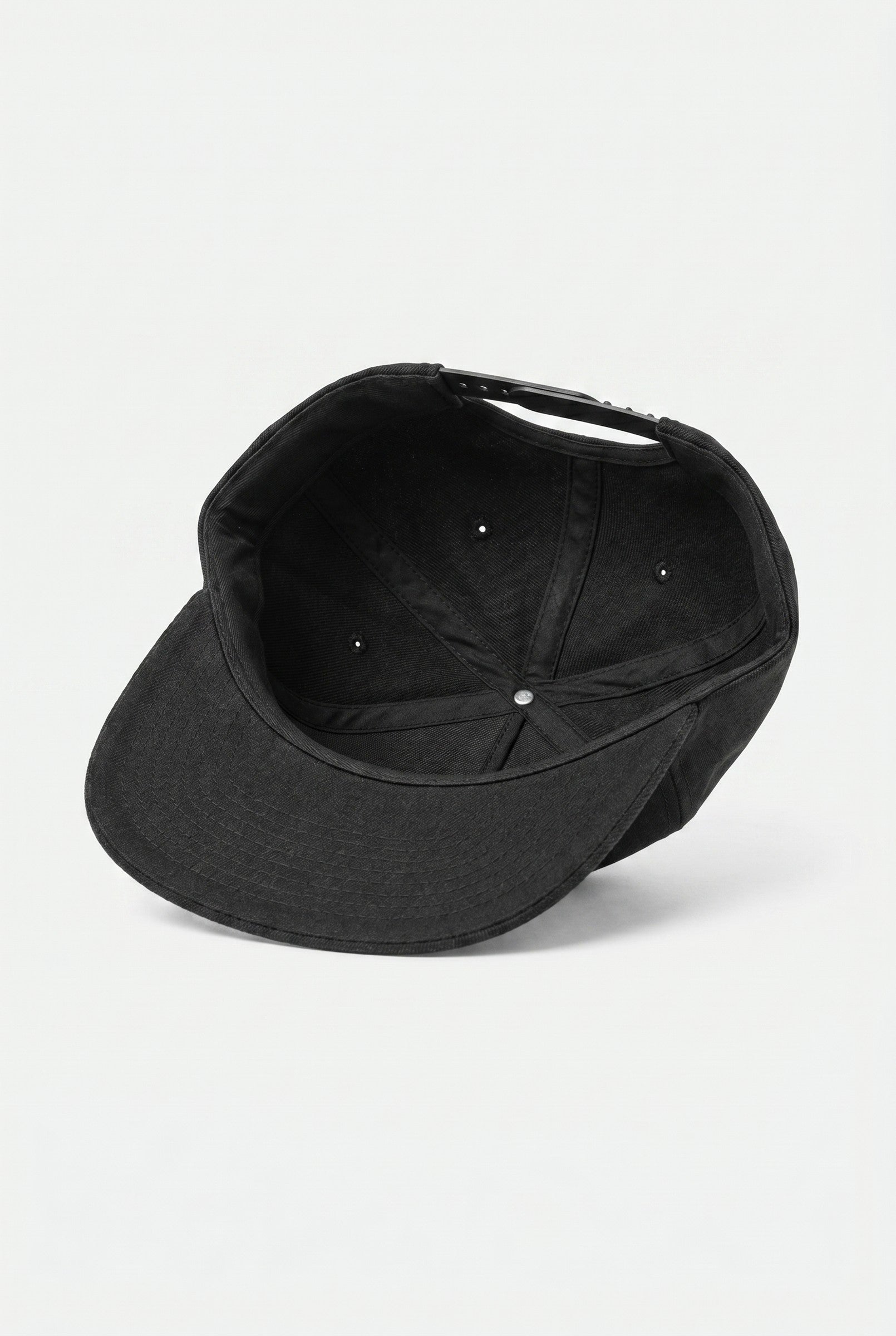 Men's Heritage Snapback Cap | Blackstone London