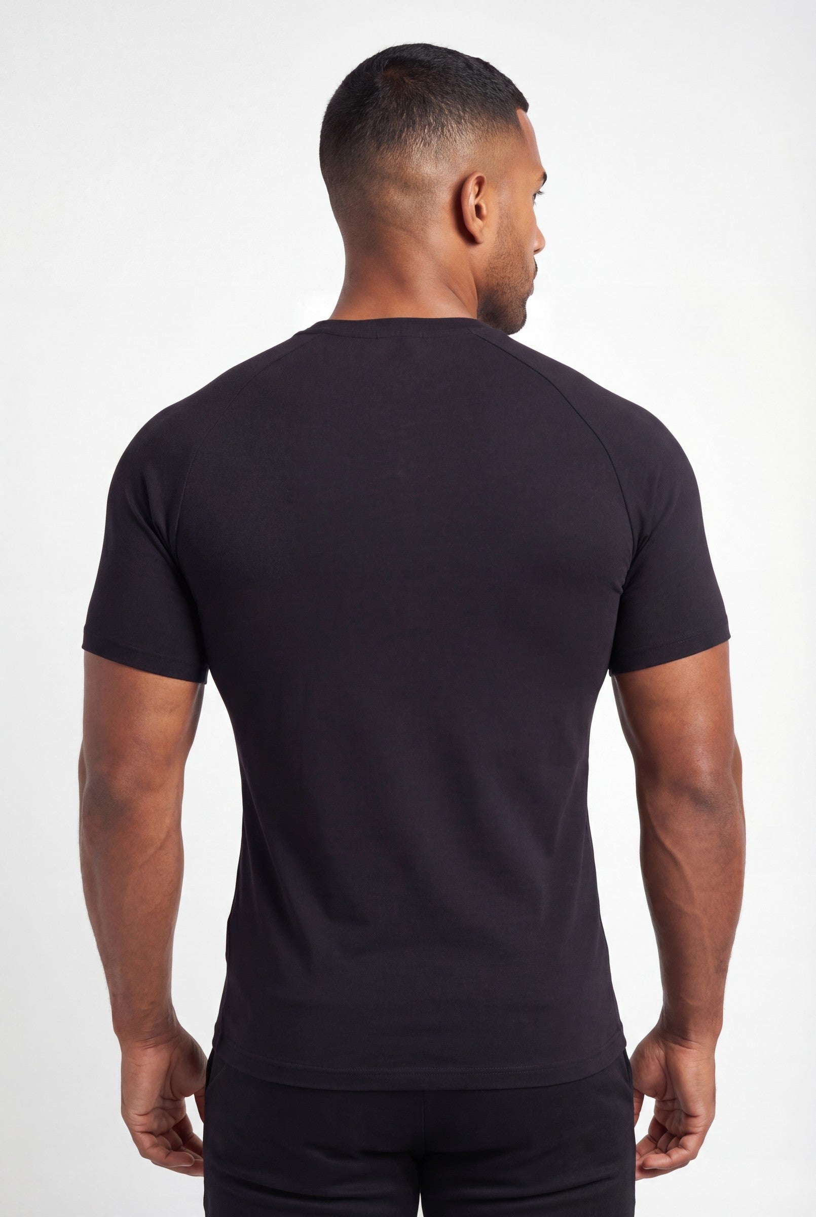 Men's Muscle Fit Crewneck T-Shirt | Blackstone London