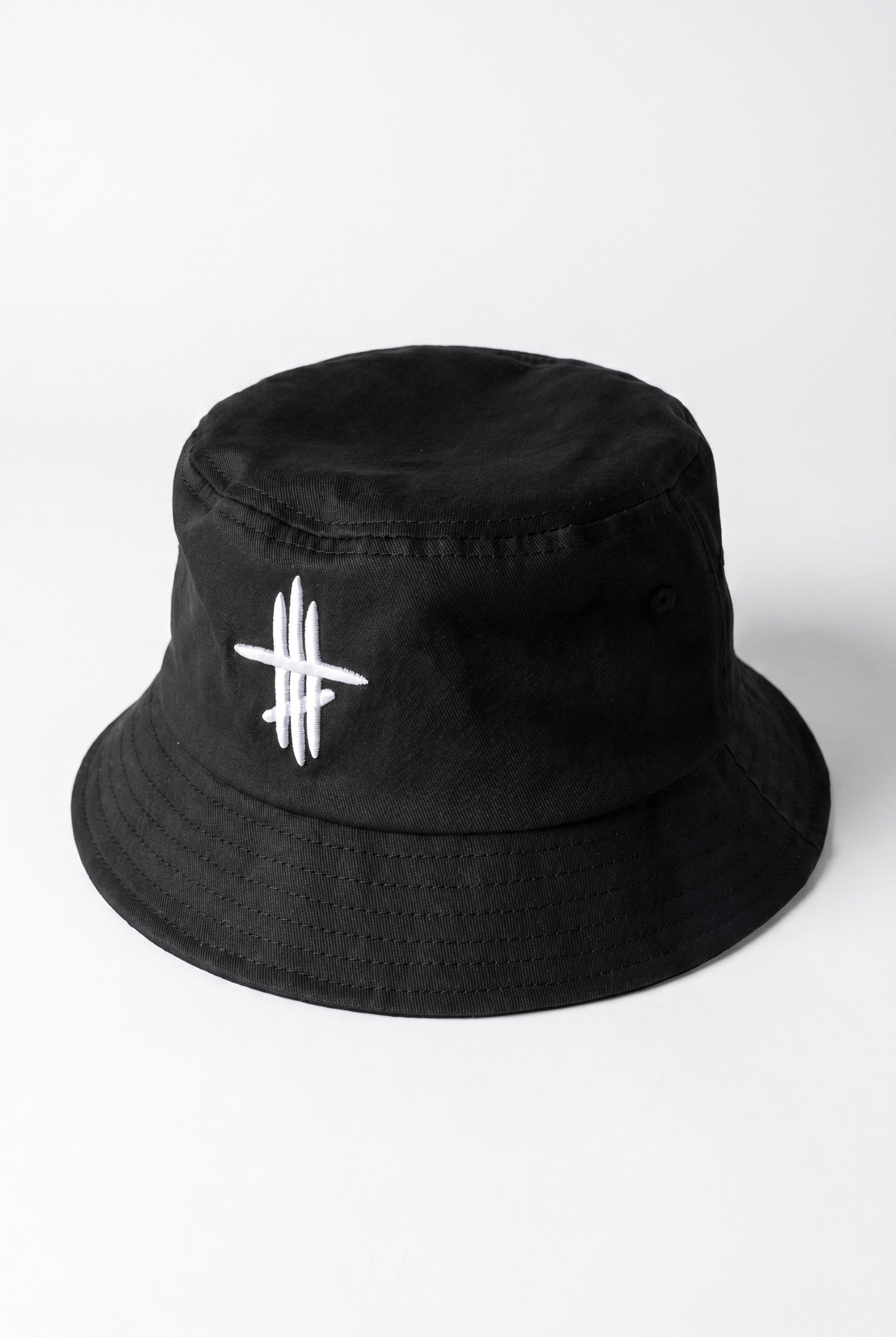 Men's Crossed Lines Bucket Hat | Blackstone London