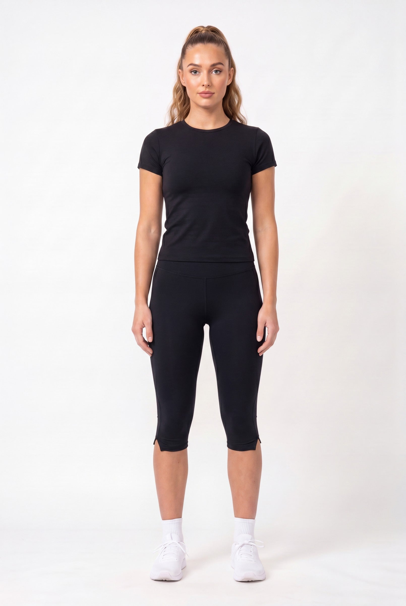 Women's Performance Capri Legging | Blackstone London