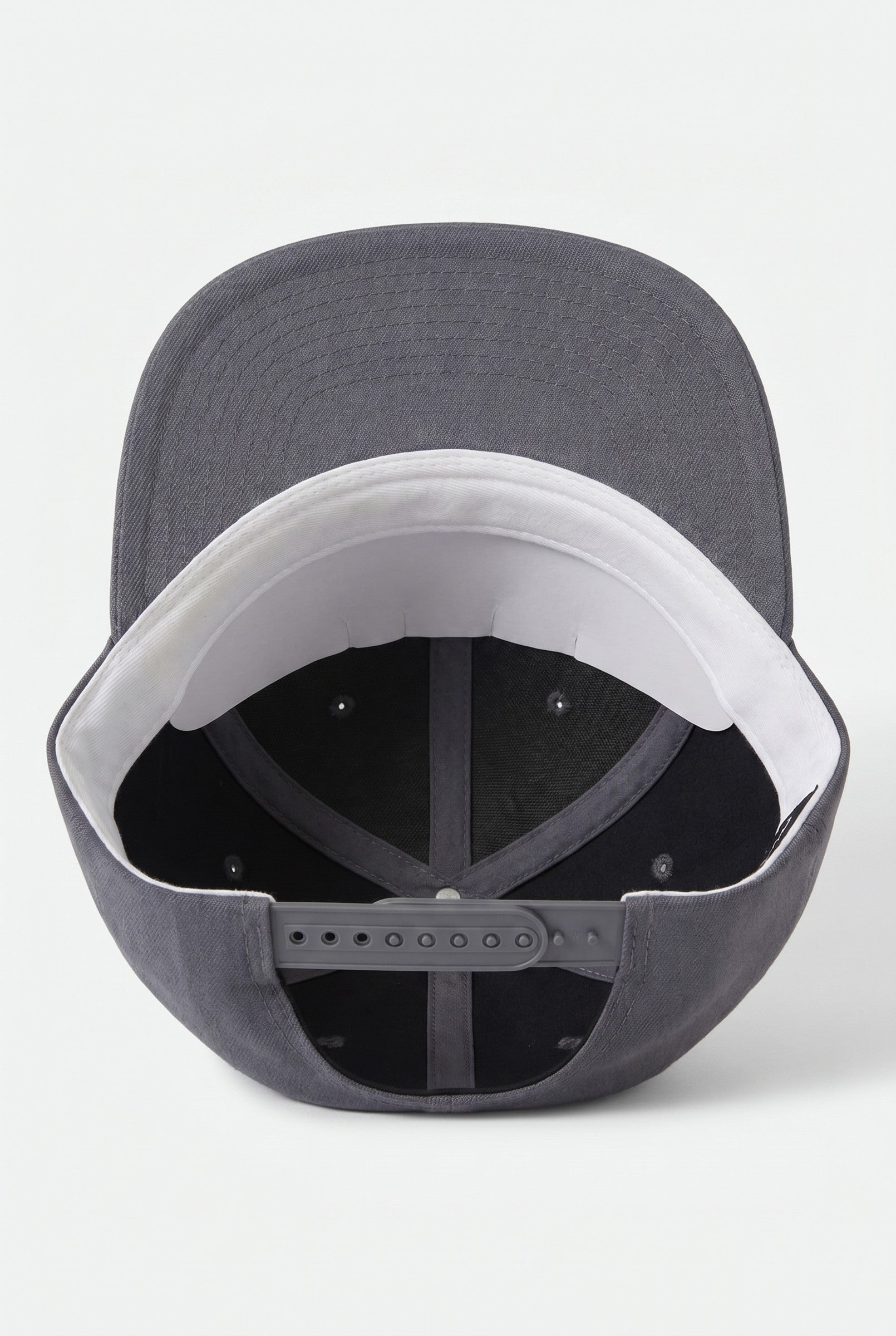 Men's Heritage Snapback Cap | Blackstone London