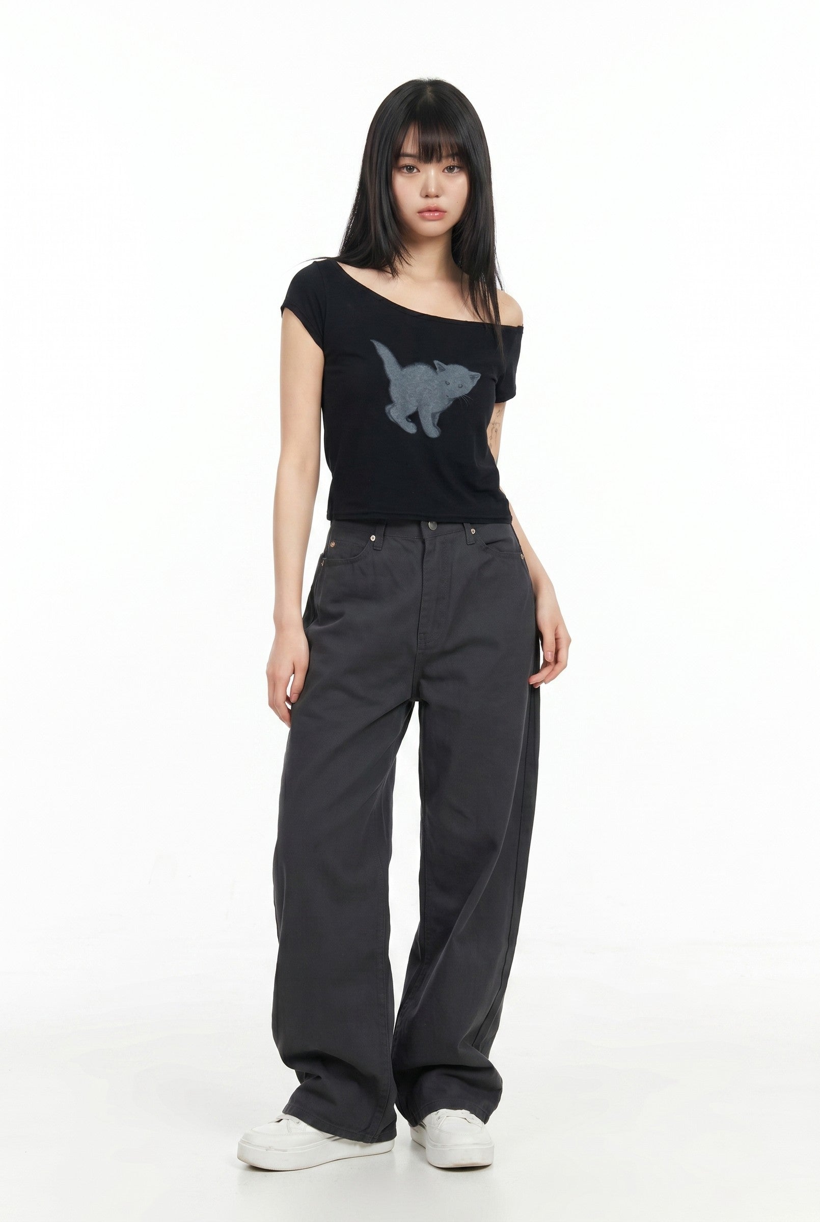 Women's Cat Graphic Off Shoulder Crop Top | Blackstone London