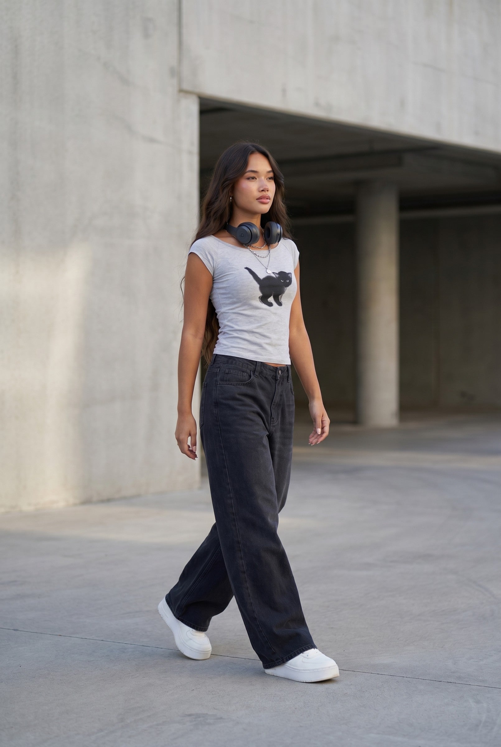 Women's Cat Graphic Off Shoulder Crop Top | Blackstone London