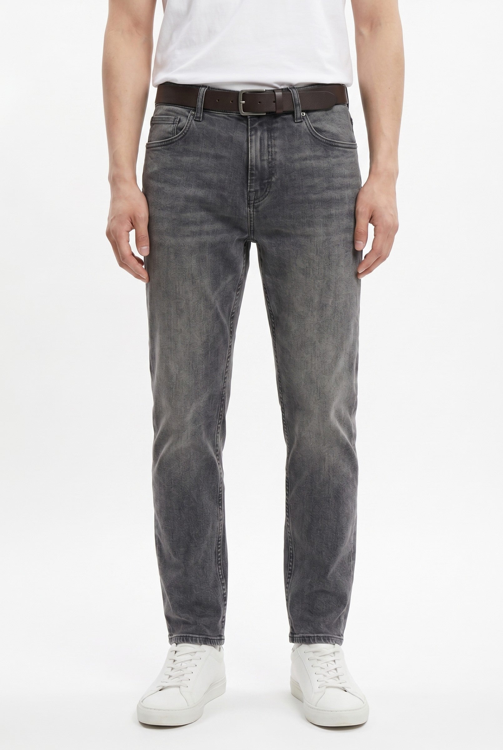 Men's Slim Tapered Stretch Denim Jeans | Blackstone London