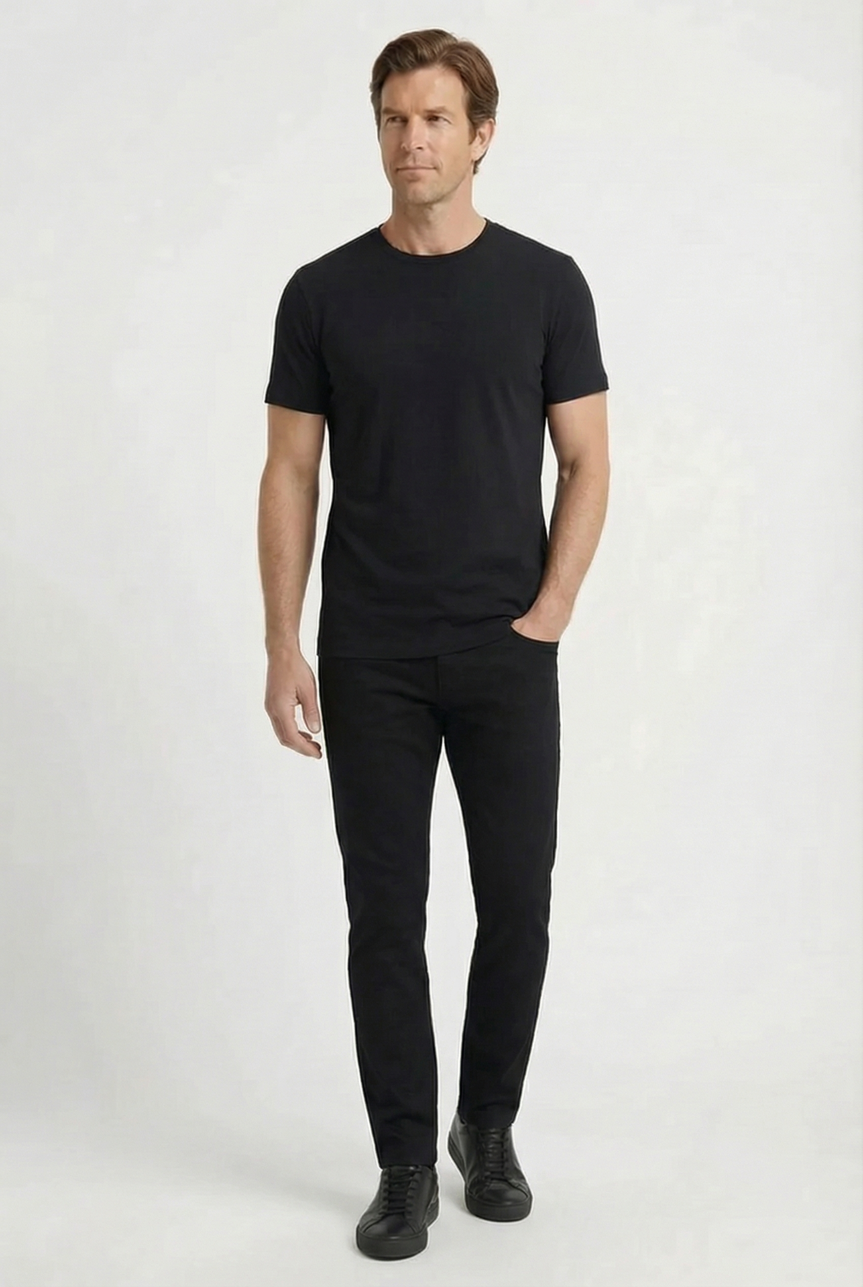 Men's Essential Slim Fit Crewneck T-Shirt | Blackstone London