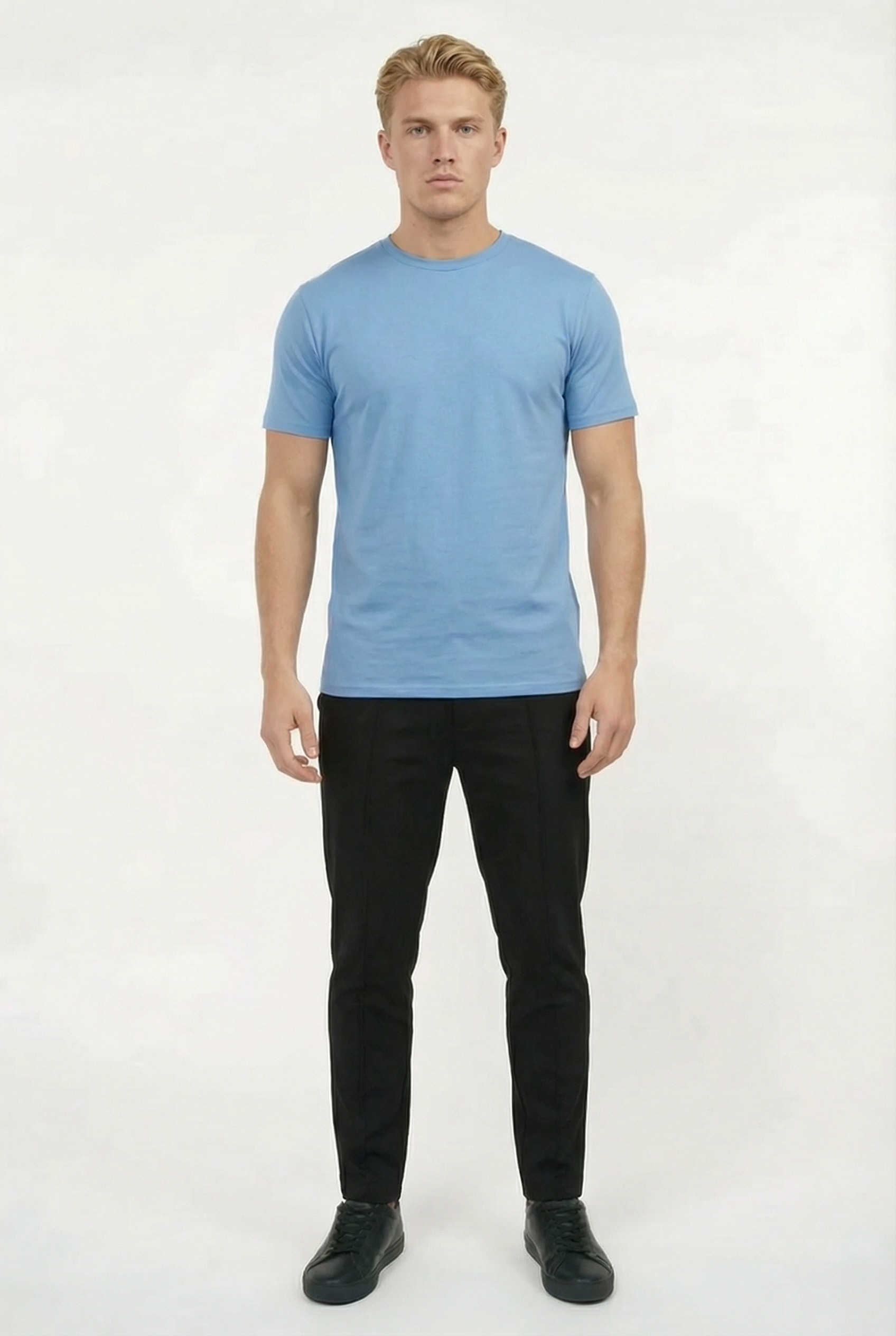 Men's Essential Slim Fit Crewneck T-Shirt | Blackstone London