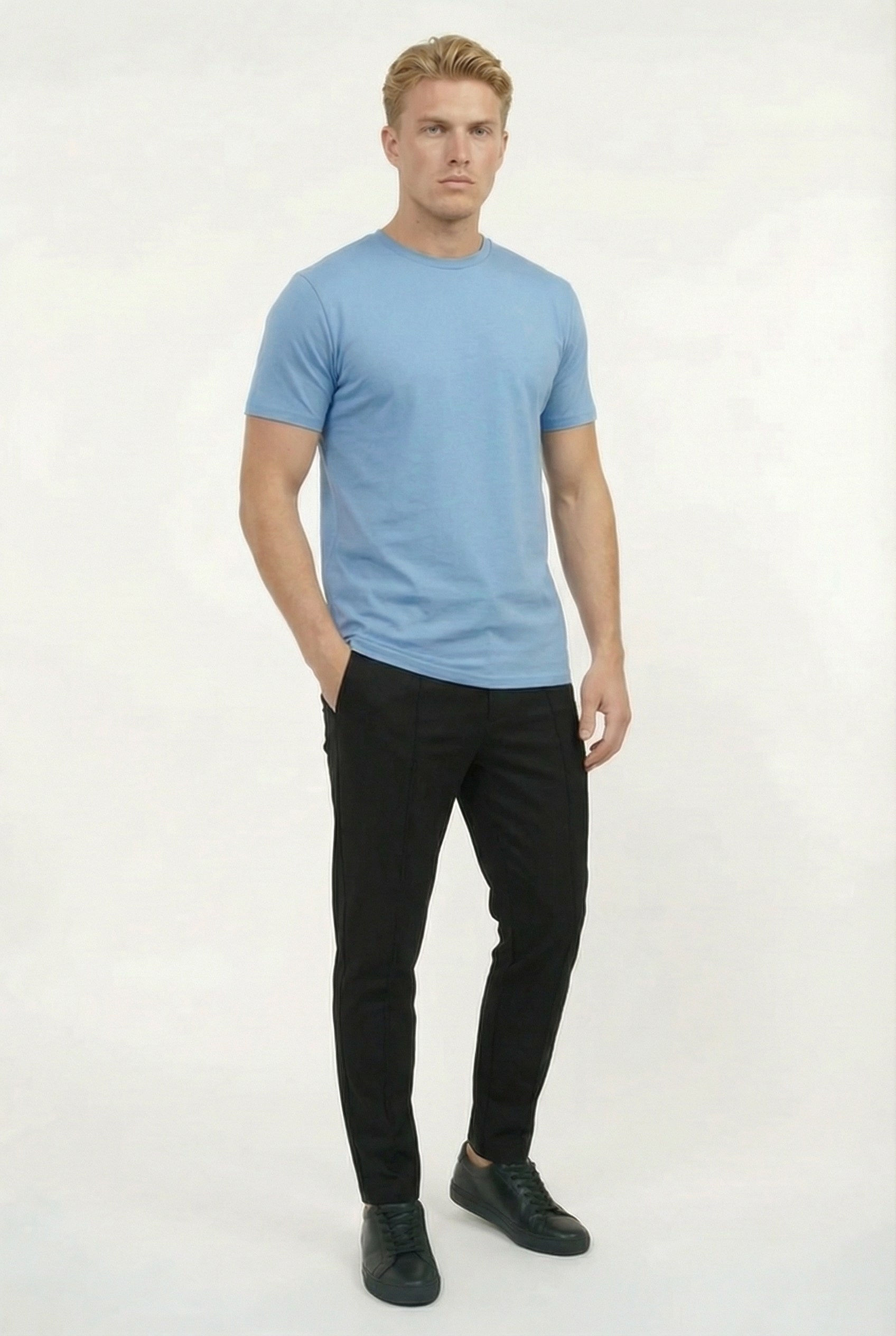 Men's Essential Slim Fit Crewneck T-Shirt | Blackstone London