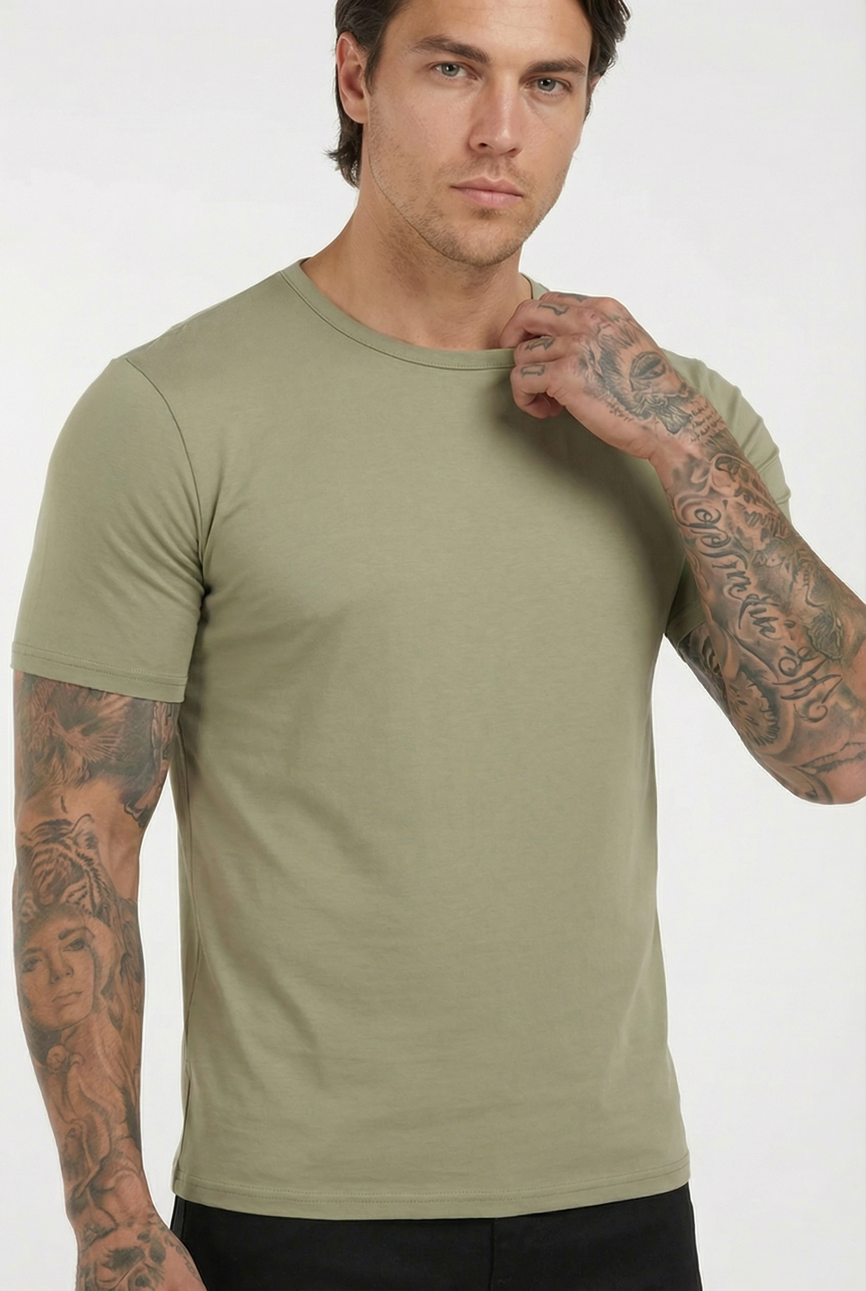 Men's Essential Slim Fit Crewneck T-Shirt | Blackstone London