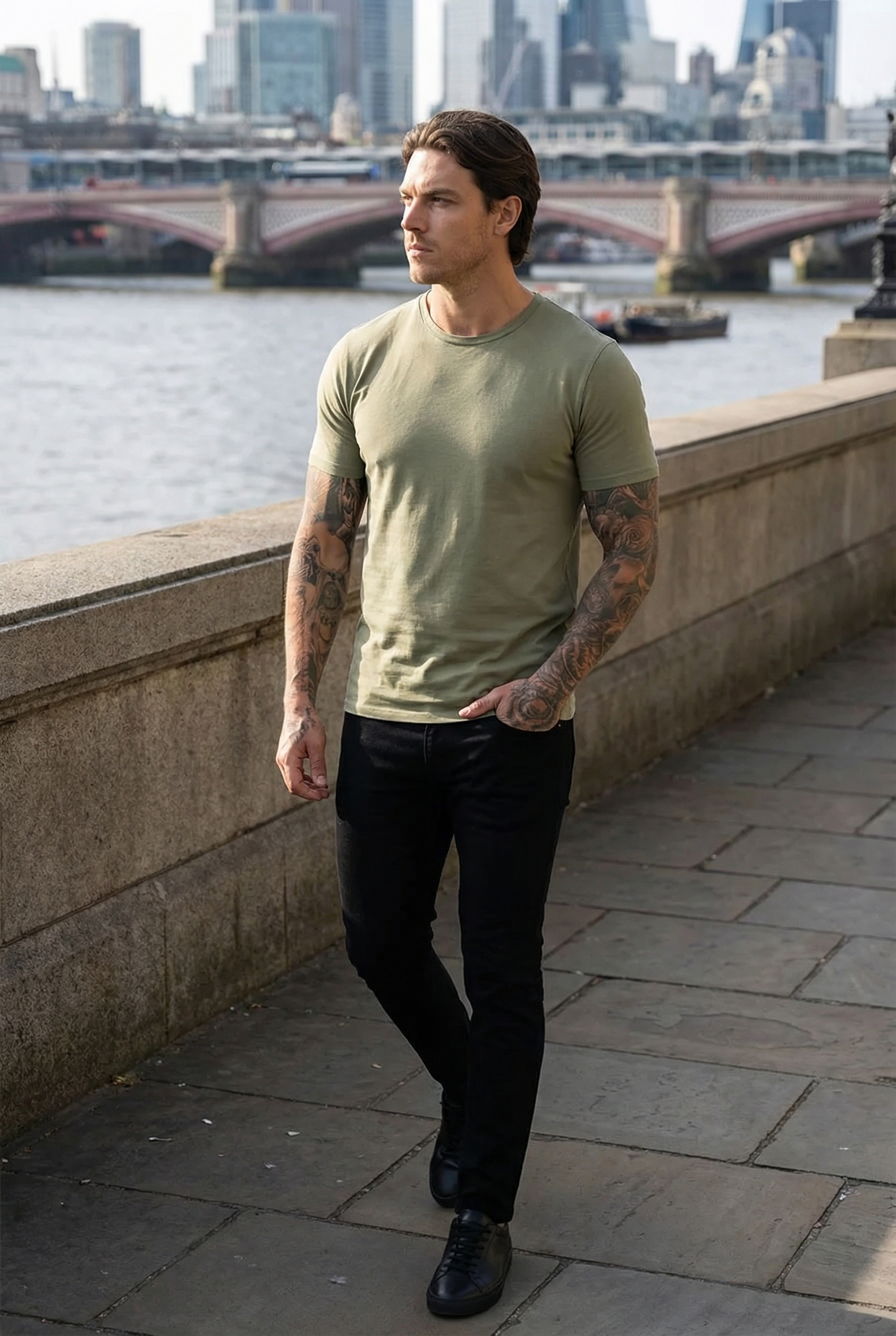 Men's Essential Slim Fit Crewneck T-Shirt | Blackstone London