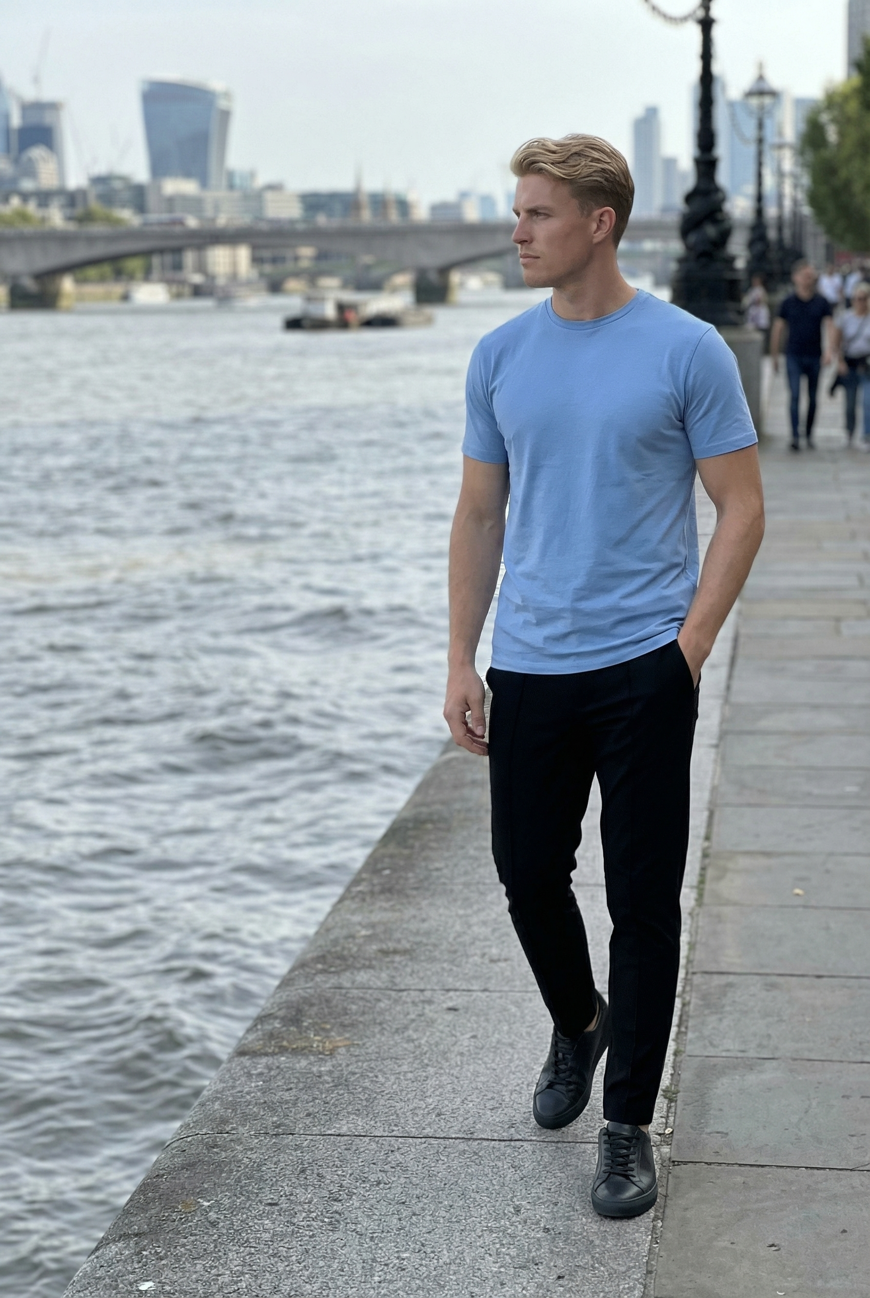 Men's Essential Slim Fit Crewneck T-Shirt | Blackstone London