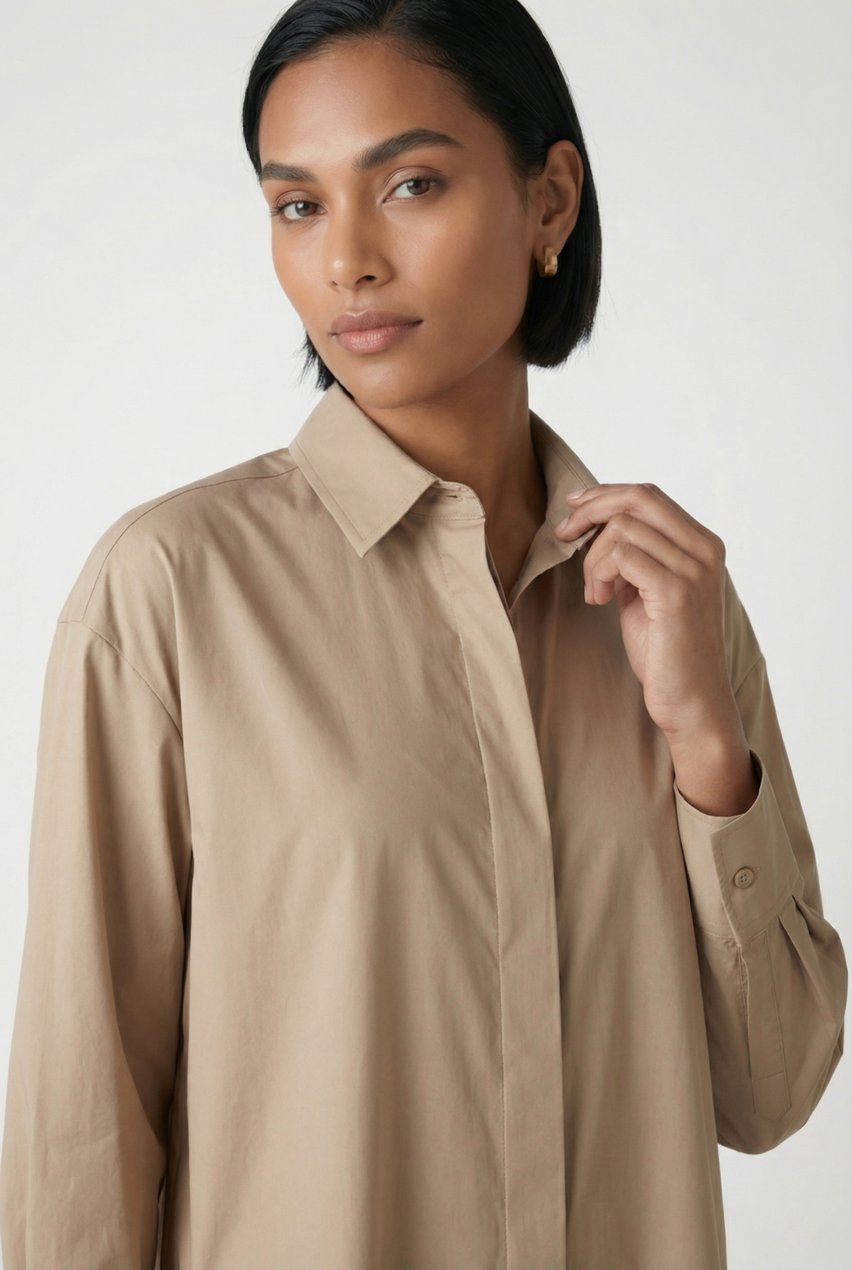 THE WHITEHALL OVERSIZED COTTON BUTTON-DOWN SHIRT