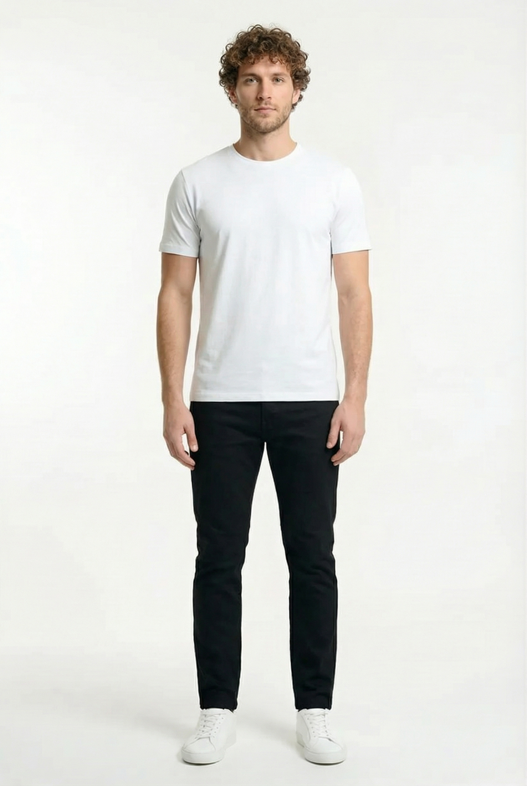 Men's Classic Fitted Crewneck T-Shirt | Blackstone London