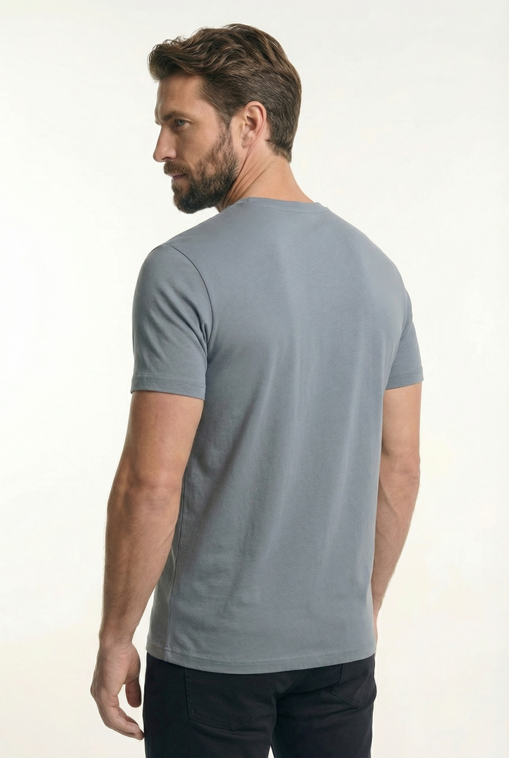 Men's Classic Fitted Crewneck T-Shirt | Blackstone London