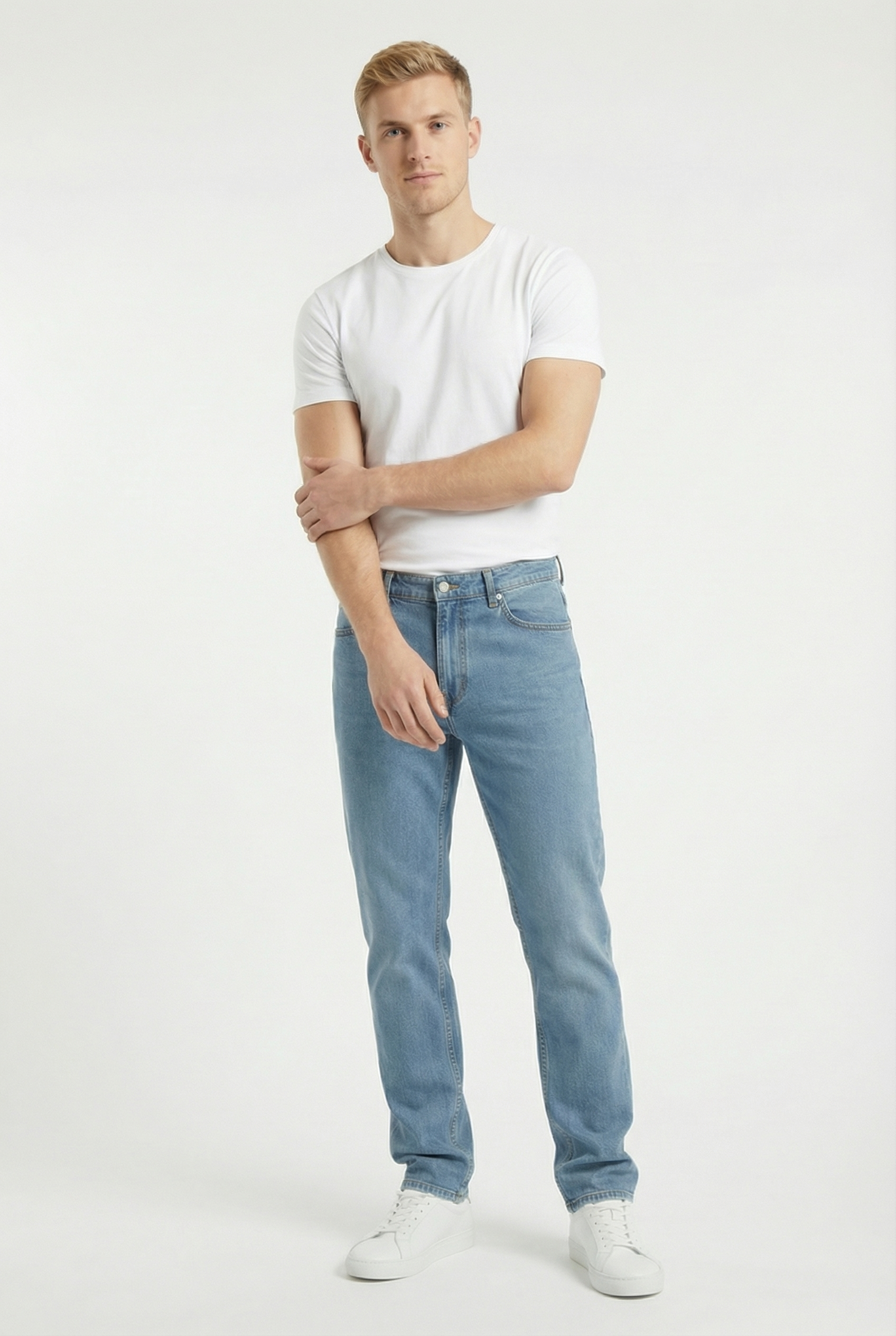 Men's Heritage Regular Fit Jeans | Blackstone London