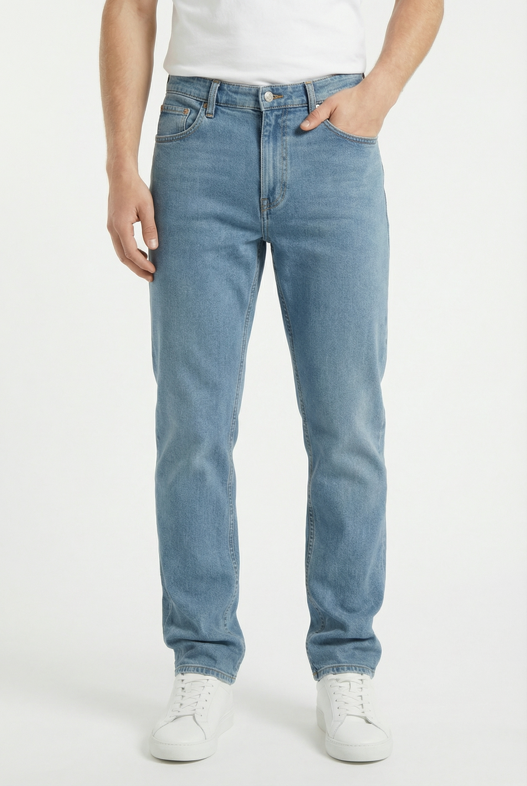 Men's Heritage Regular Fit Jeans | Blackstone London