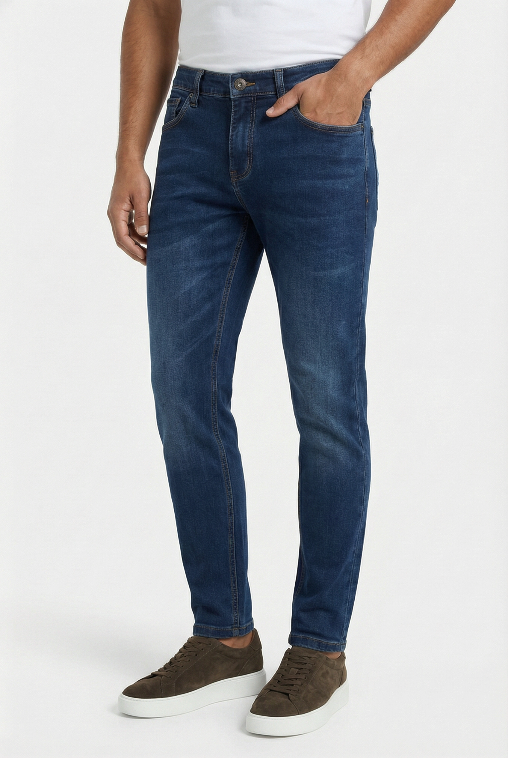 THE ESSENTIAL MENS SLIM FIT JEANS