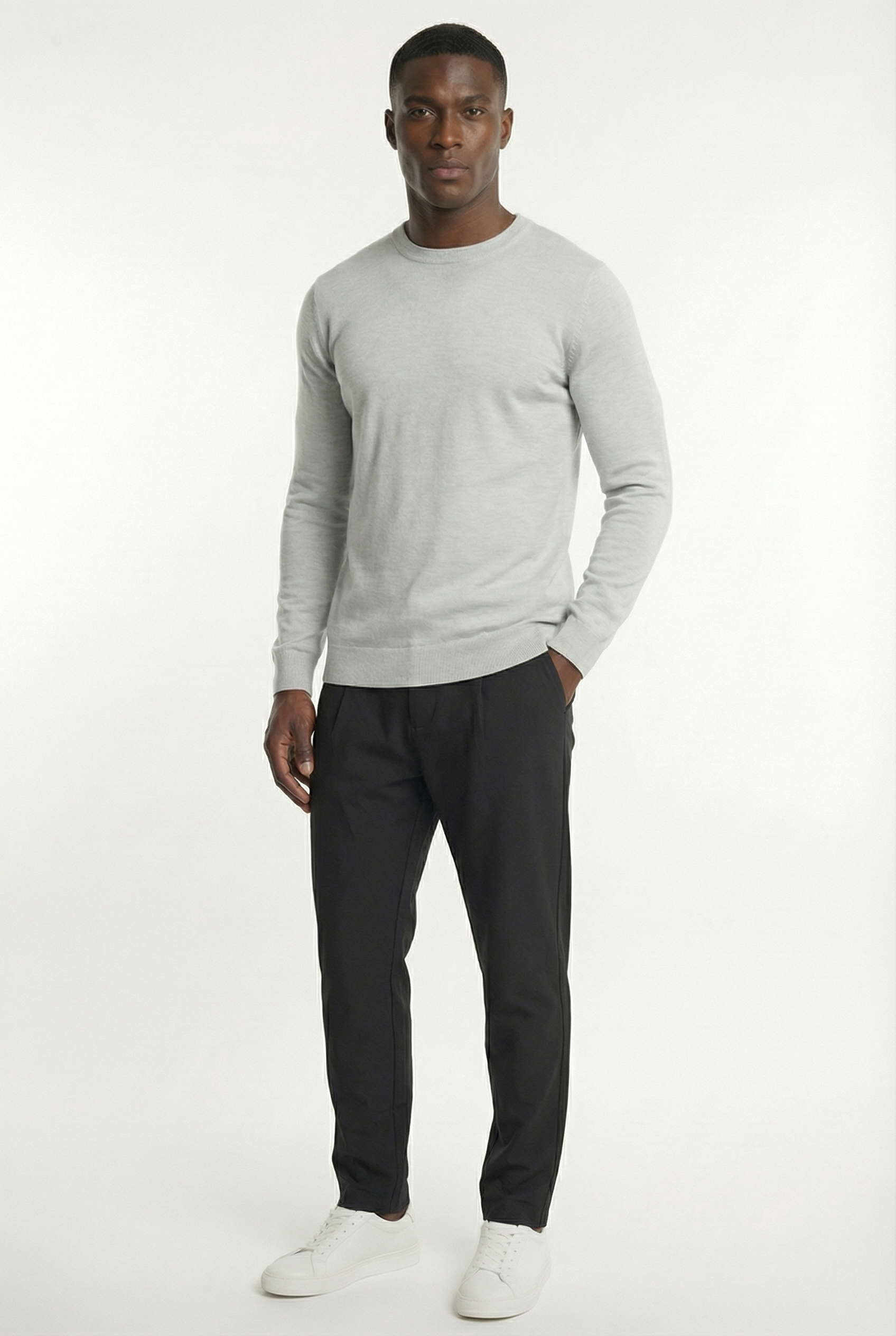 Men's Classic Crewneck Knit Sweater | Blackstone London