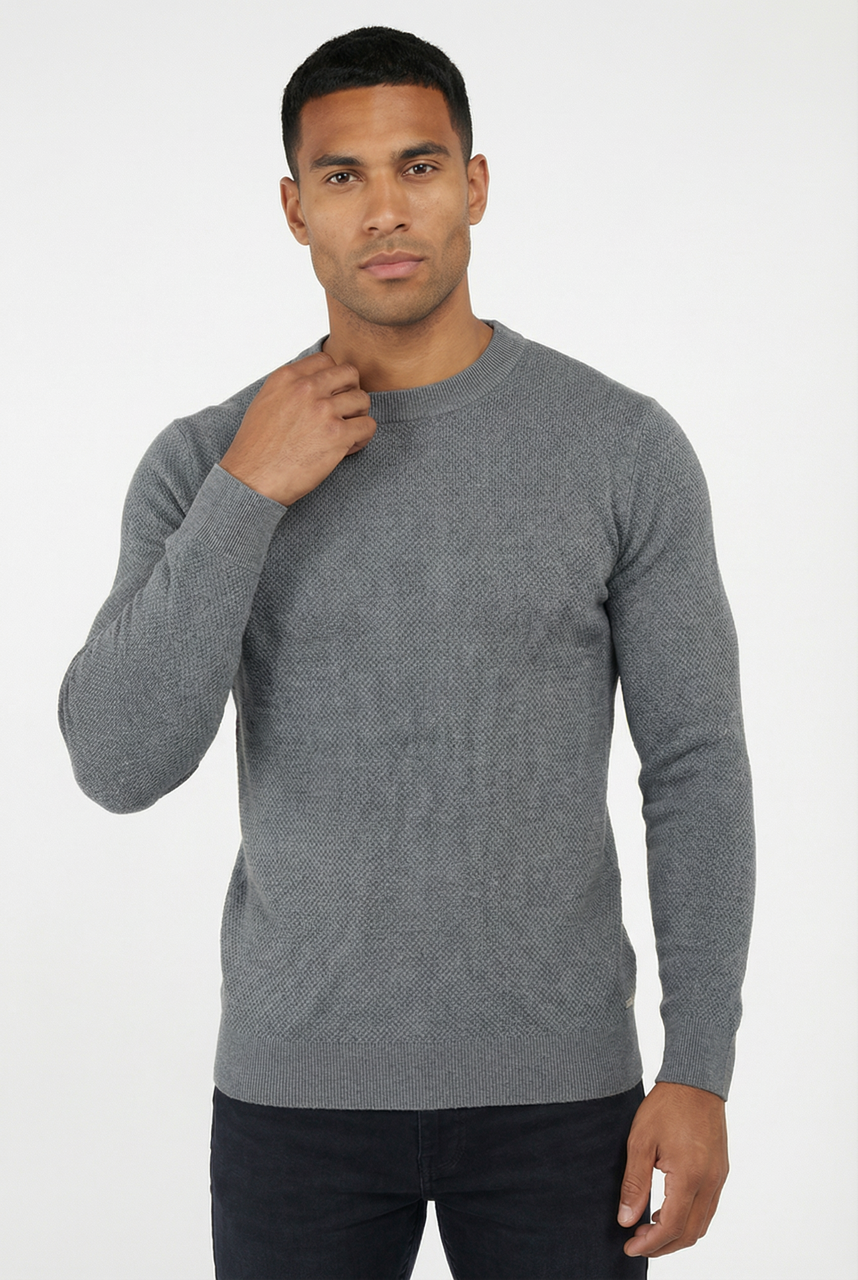 Men's Signature Crewneck Knit Sweater | Blackstone London