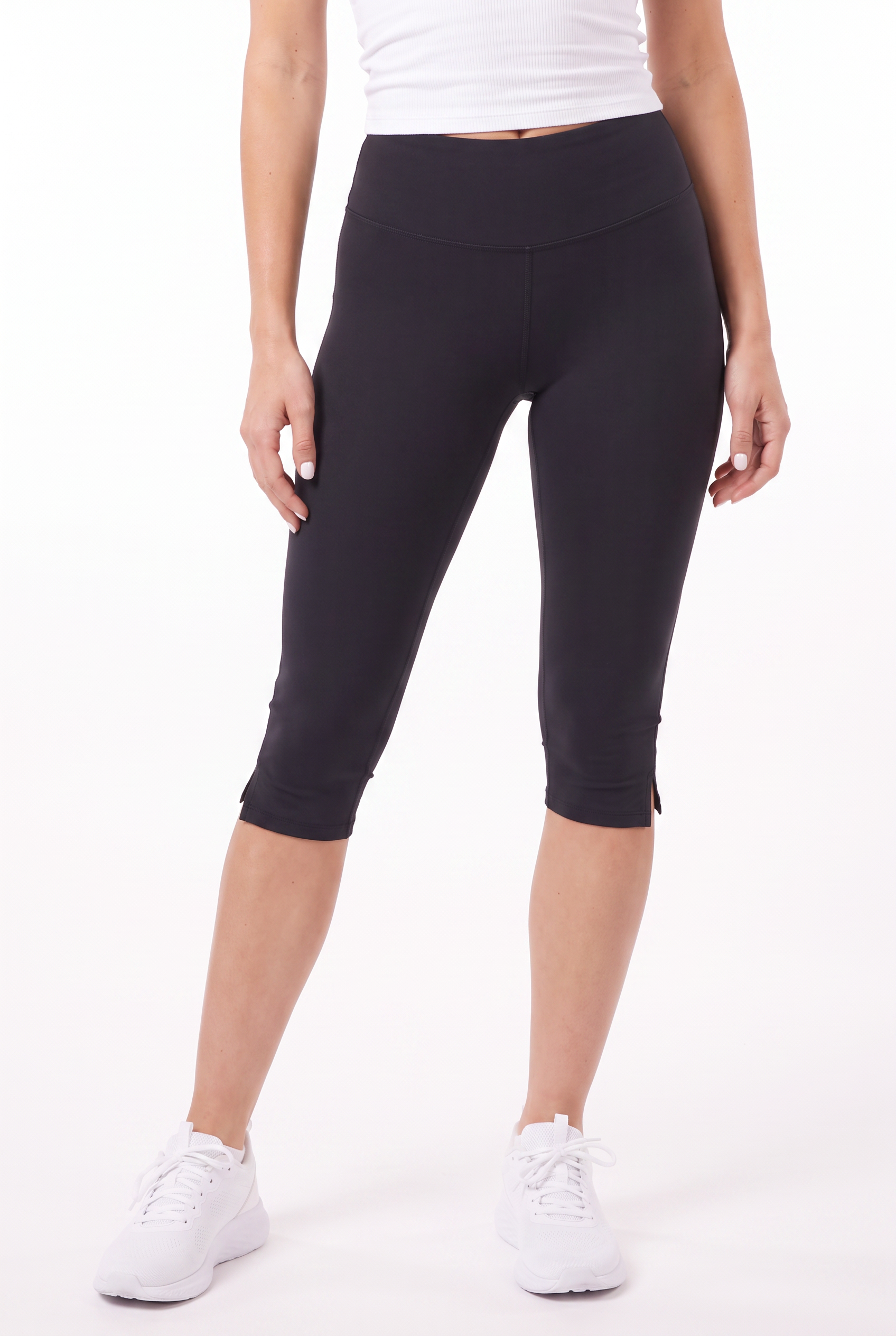 Women's Performance Capri Legging | Blackstone London