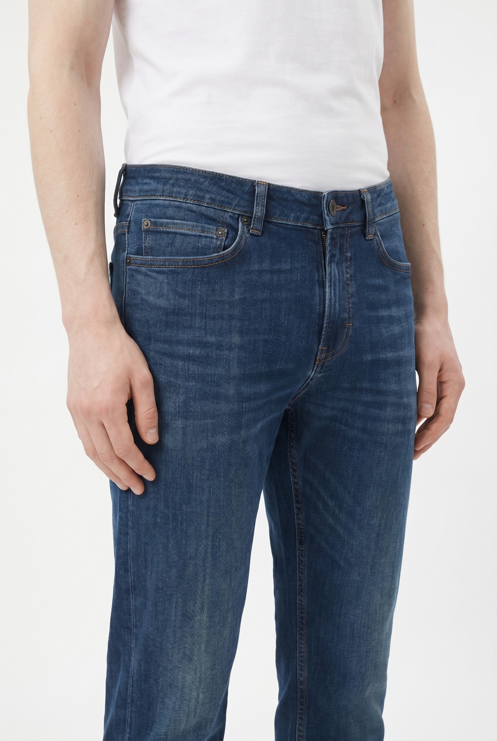 Men's Slim Fit Stretch Jeans | Blackstone London