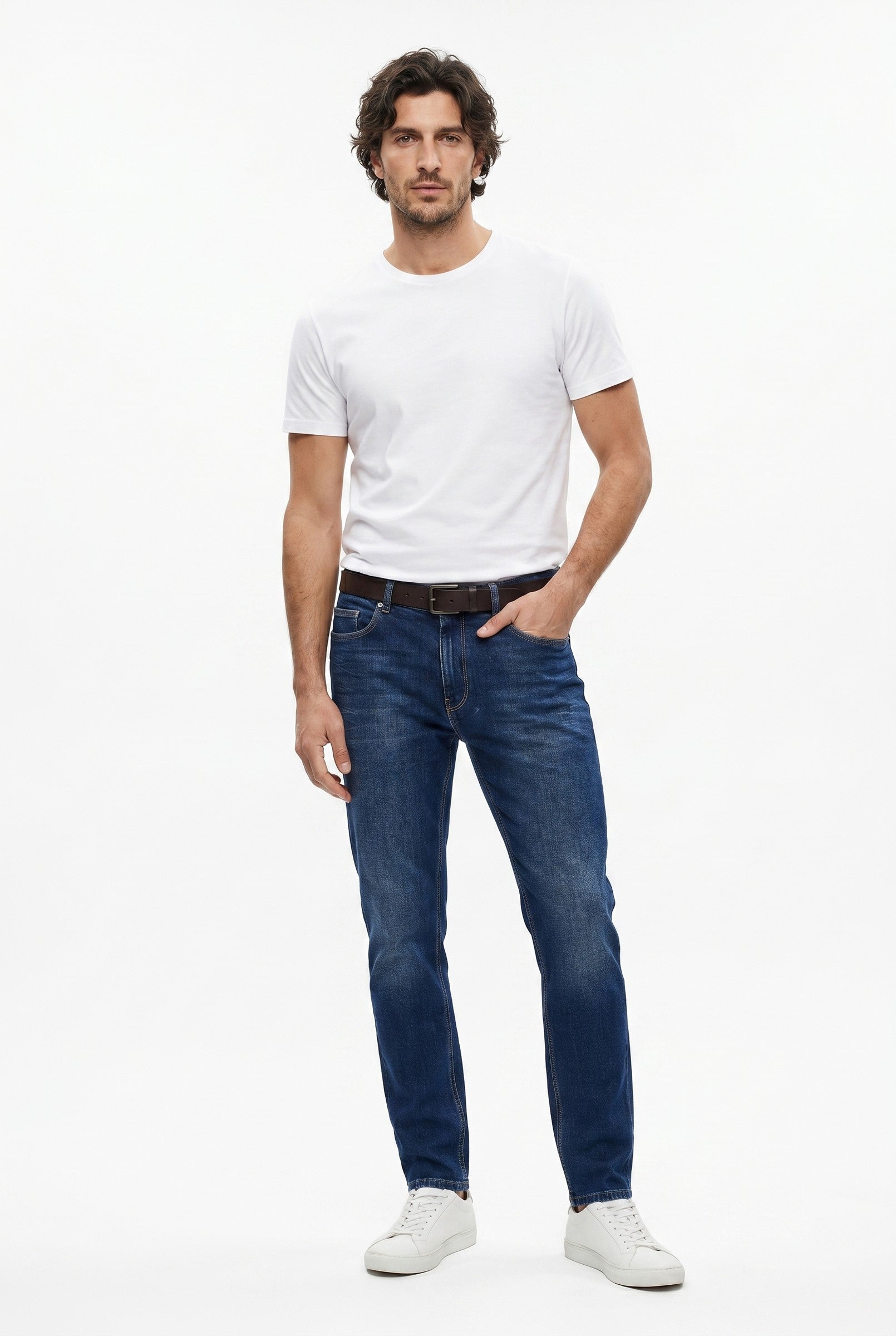 Men's Slim Tapered Stretch Denim Jeans | Blackstone London