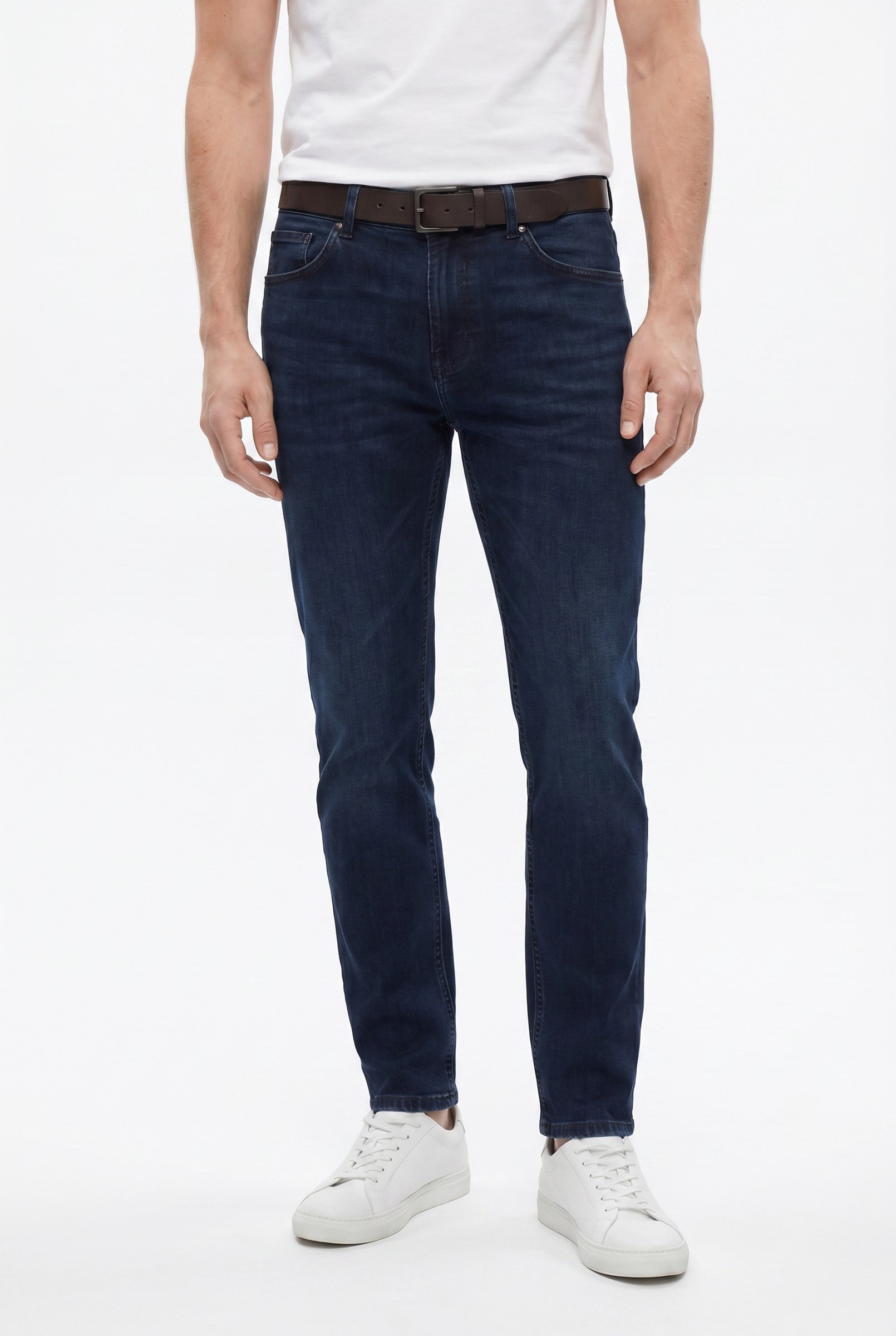 Men's Slim Tapered Stretch Denim Jeans | Blackstone London