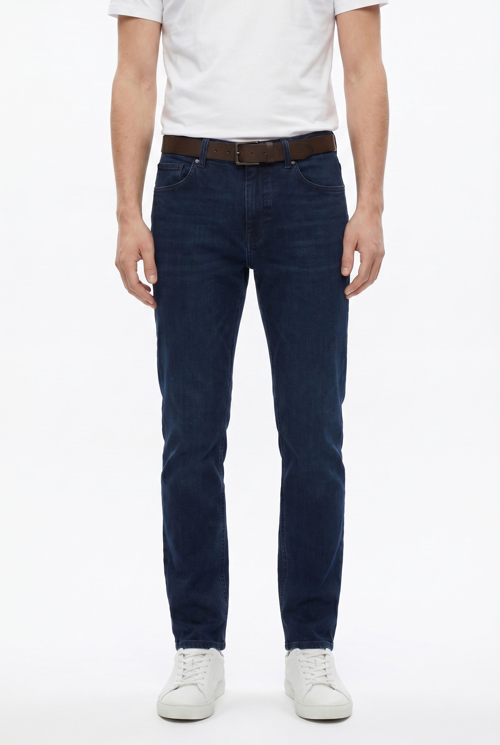 Men's Slim Tapered Stretch Denim Jeans | Blackstone London