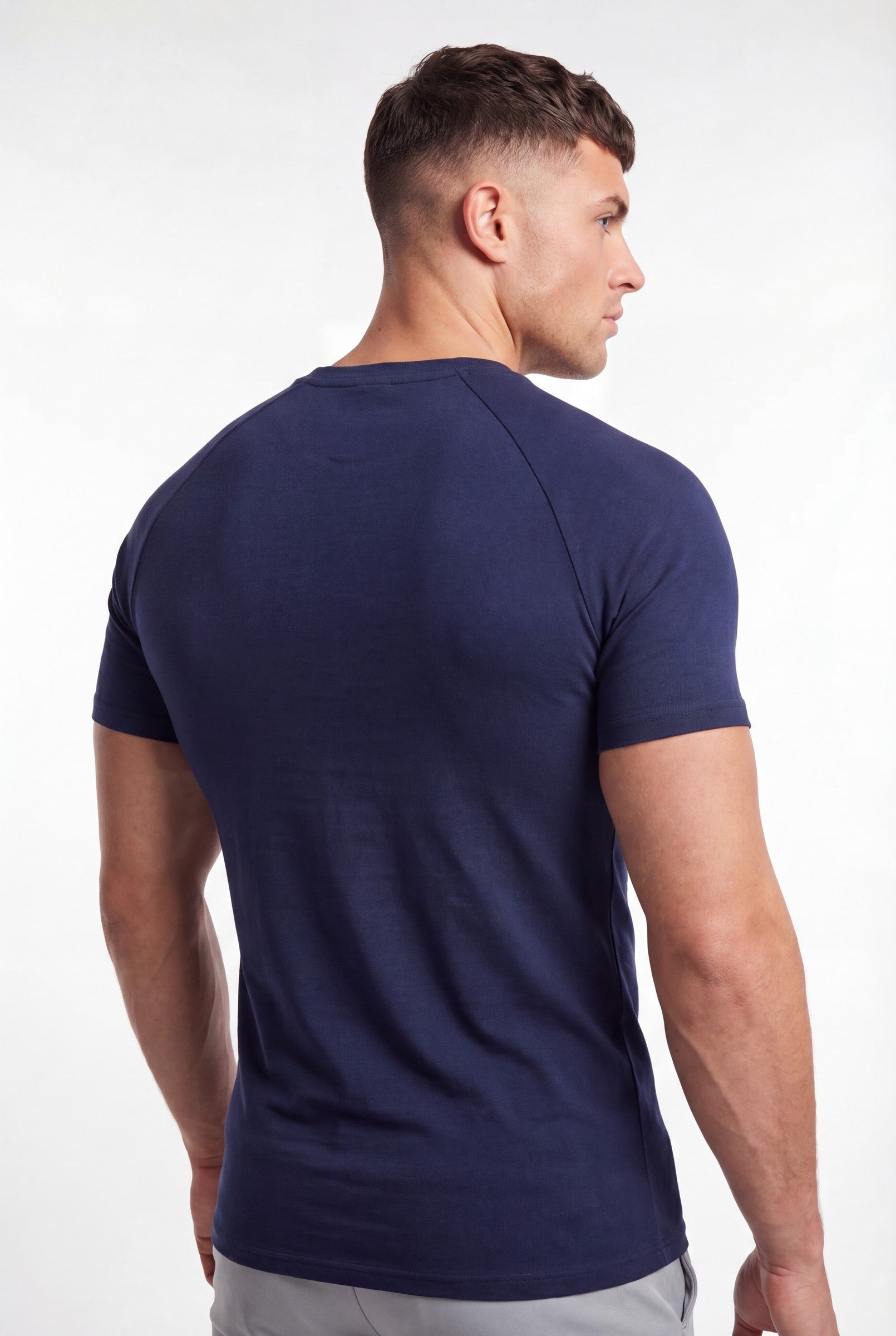 Men's Muscle Fit Crewneck T-Shirt | Blackstone London