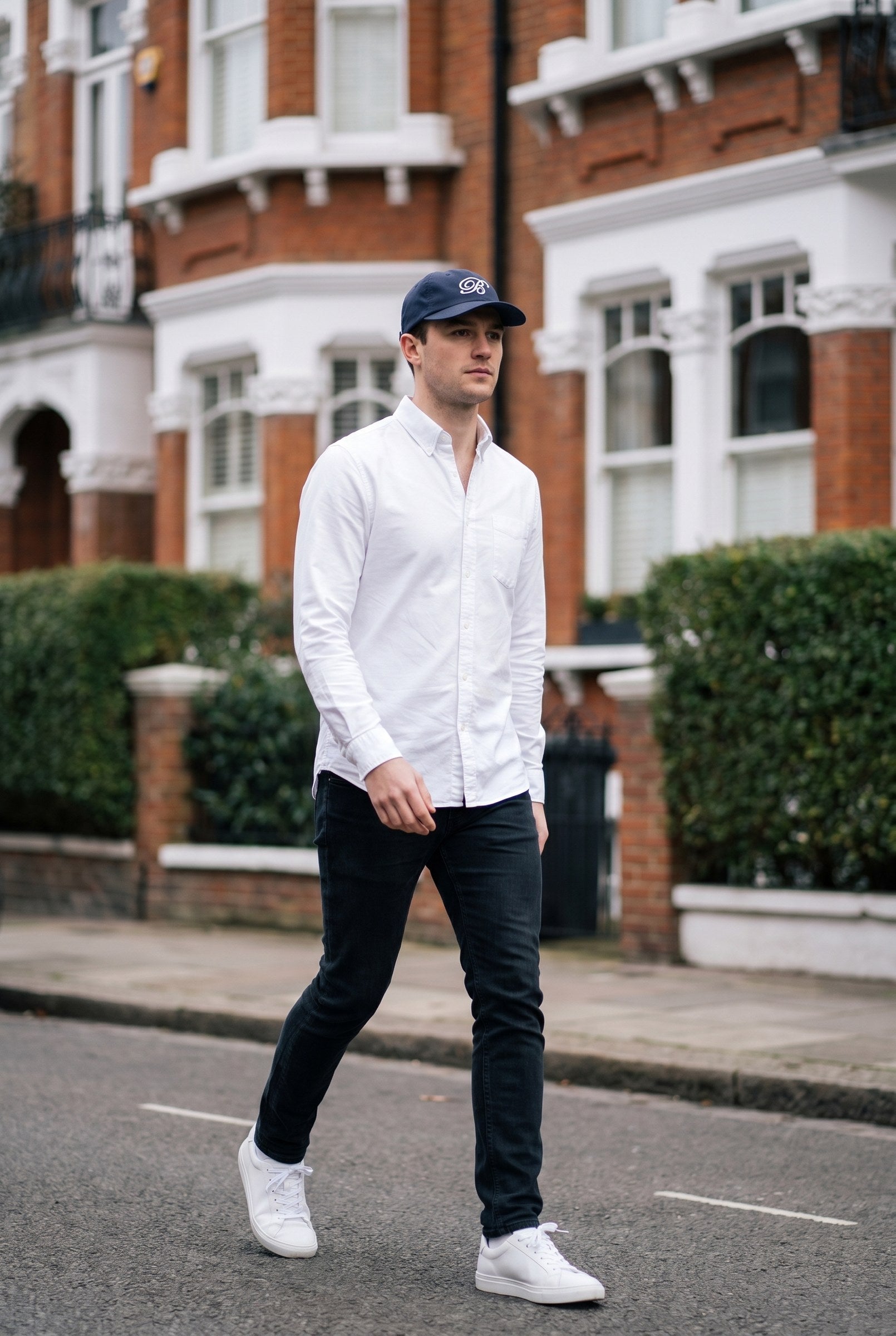 Men's Bound Script B Embroidered 6-Panel Cap | Blackstone London