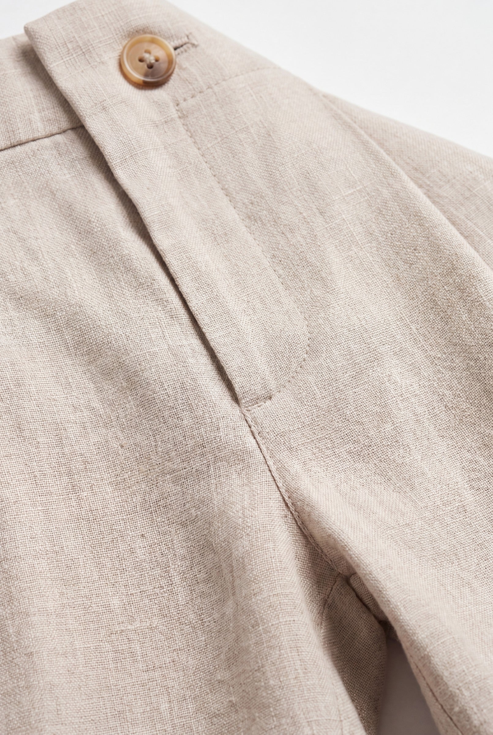 Men's Linen Bermuda Shorts | Blackstone London