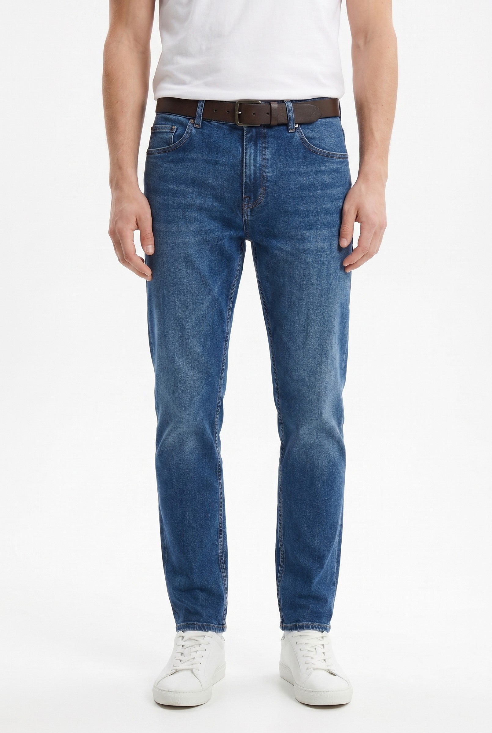 Men's Slim Tapered Stretch Denim Jeans | Blackstone London