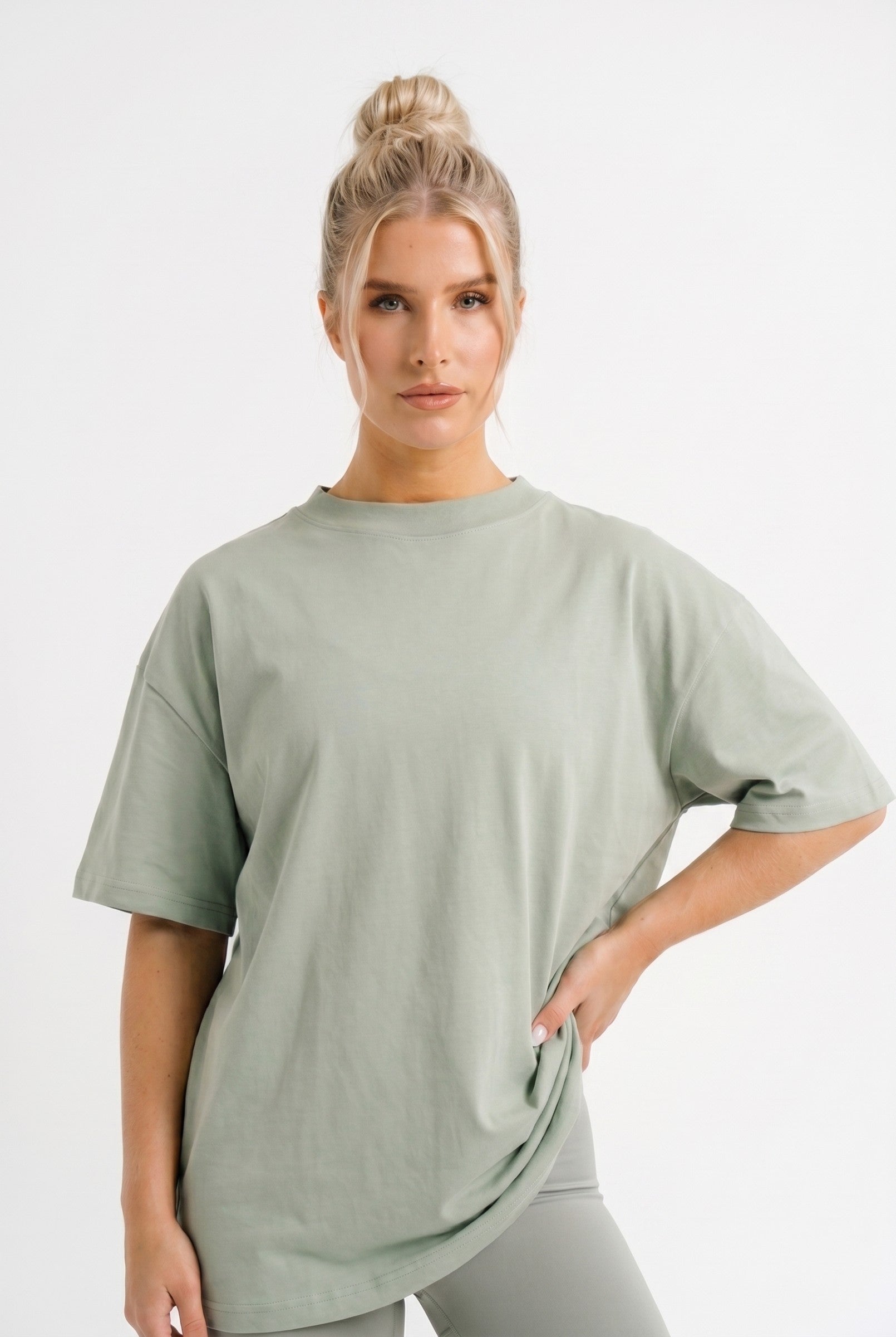 Women's Lift Oversized Graphic T-Shirt | Blackstone London