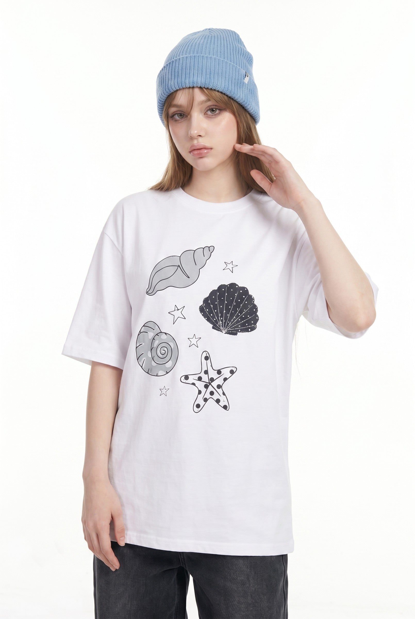 Women's Seashell Graphic Oversized T-Shirt | Blackstone London